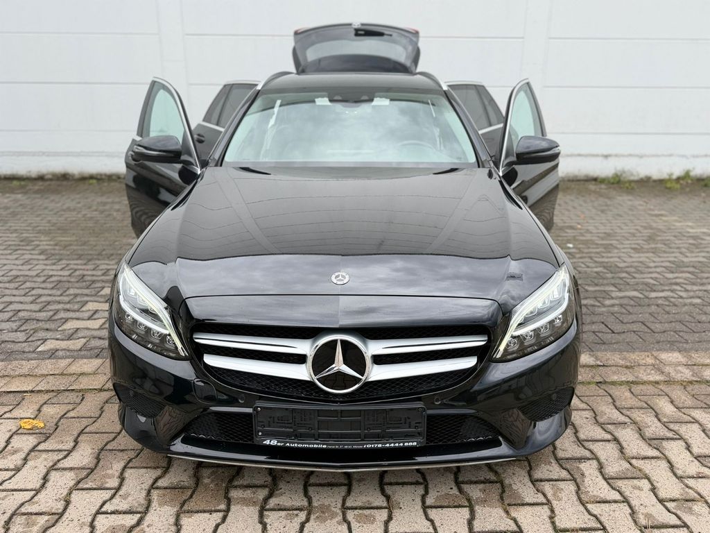 Mercedes-Benz C 180 2021 г. Чёрный, пробег 53090 км
