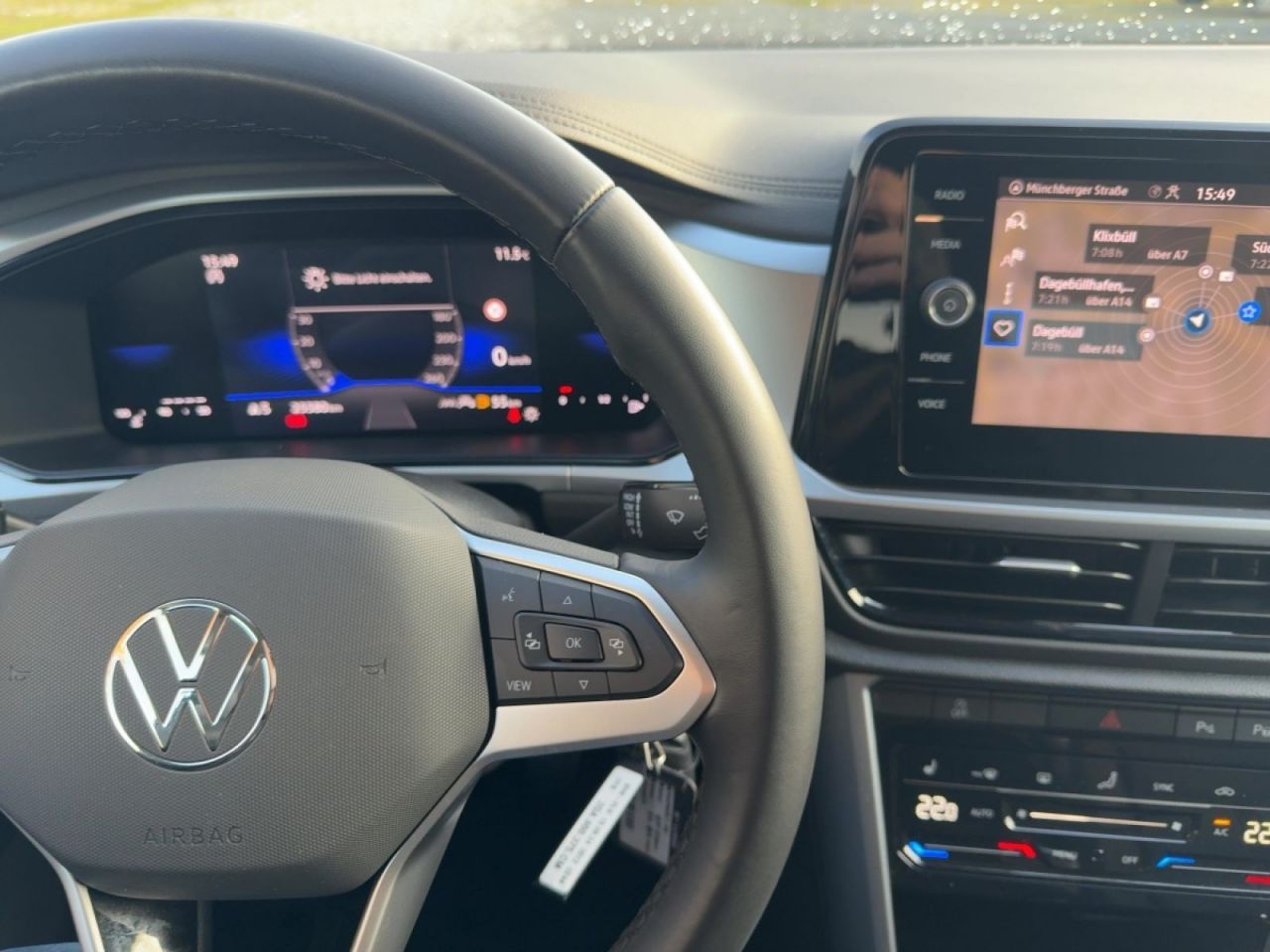 Volkswagen T-Roc 2024 г. Чёрный, пробег 25800 км