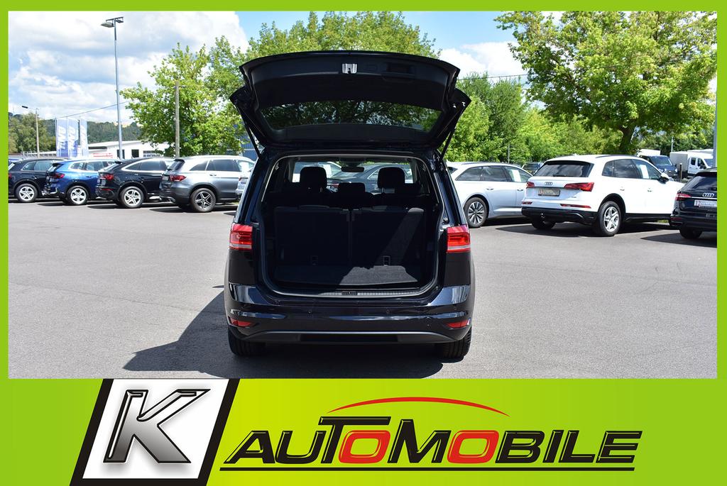 Volkswagen Touran 2024 г. Чёрный, пробег 30901 км