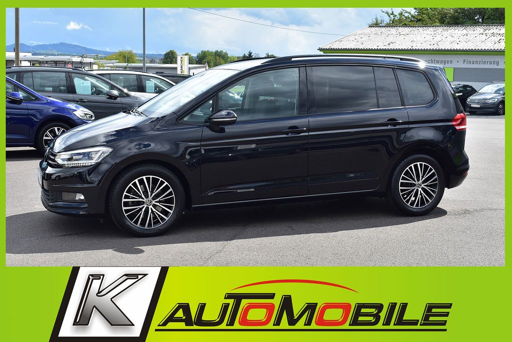 Volkswagen Touran 2023 г. Чёрный, пробег 21920 км