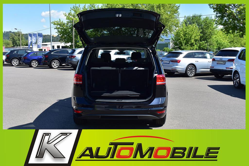 Volkswagen Touran 2024 г. Чёрный, пробег 54873 км