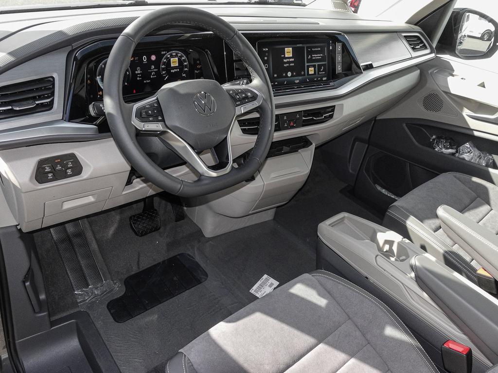 Volkswagen T7 MULTIVAN 2026 г. Серый, пробег 10000 км