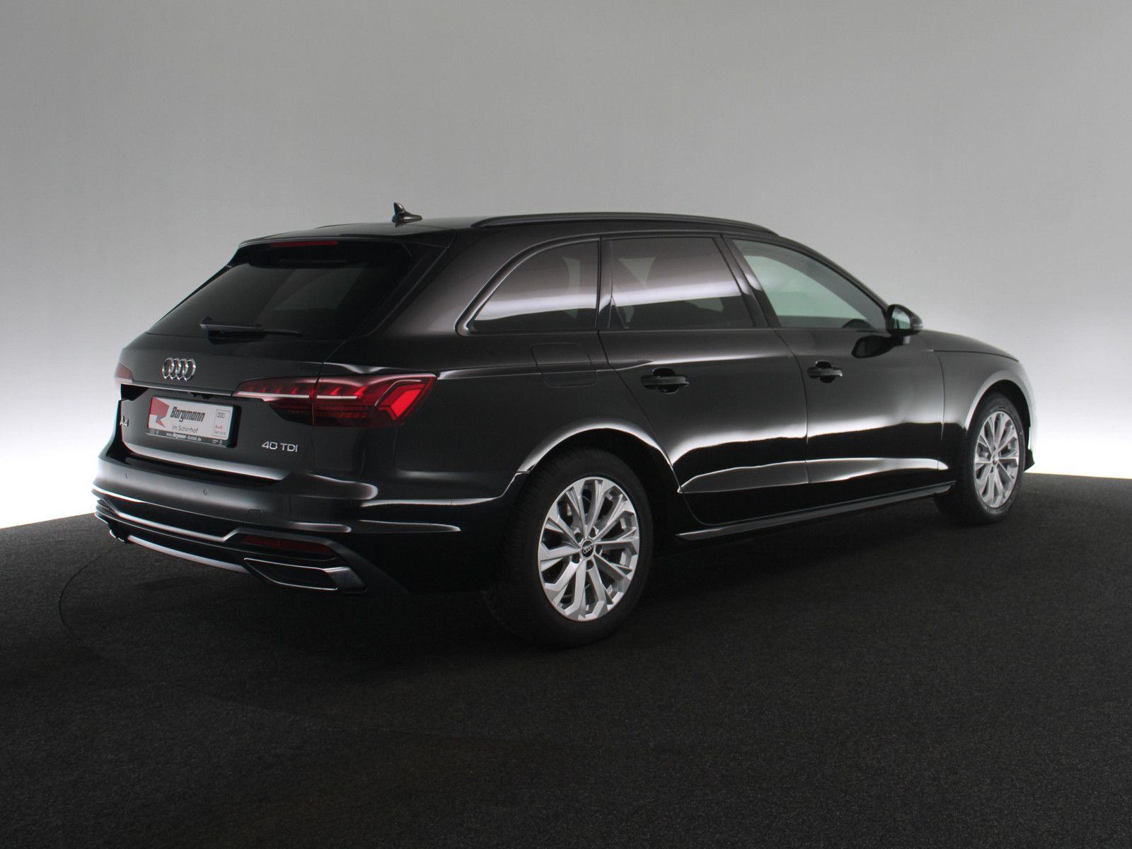 Audi A4 2021 г. Чёрный, пробег 56884 км