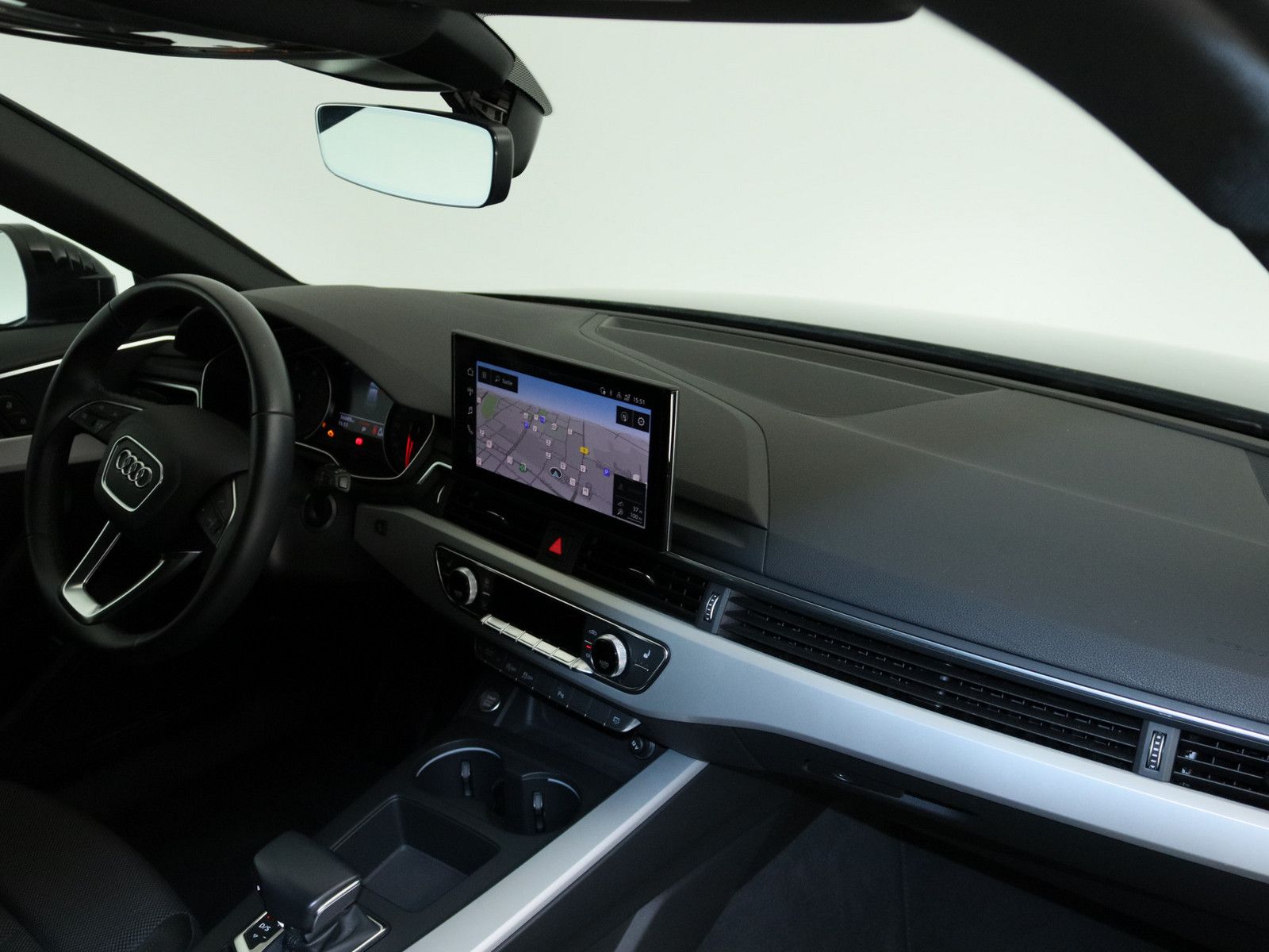 Audi A4 2021 г. Чёрный, пробег 56884 км