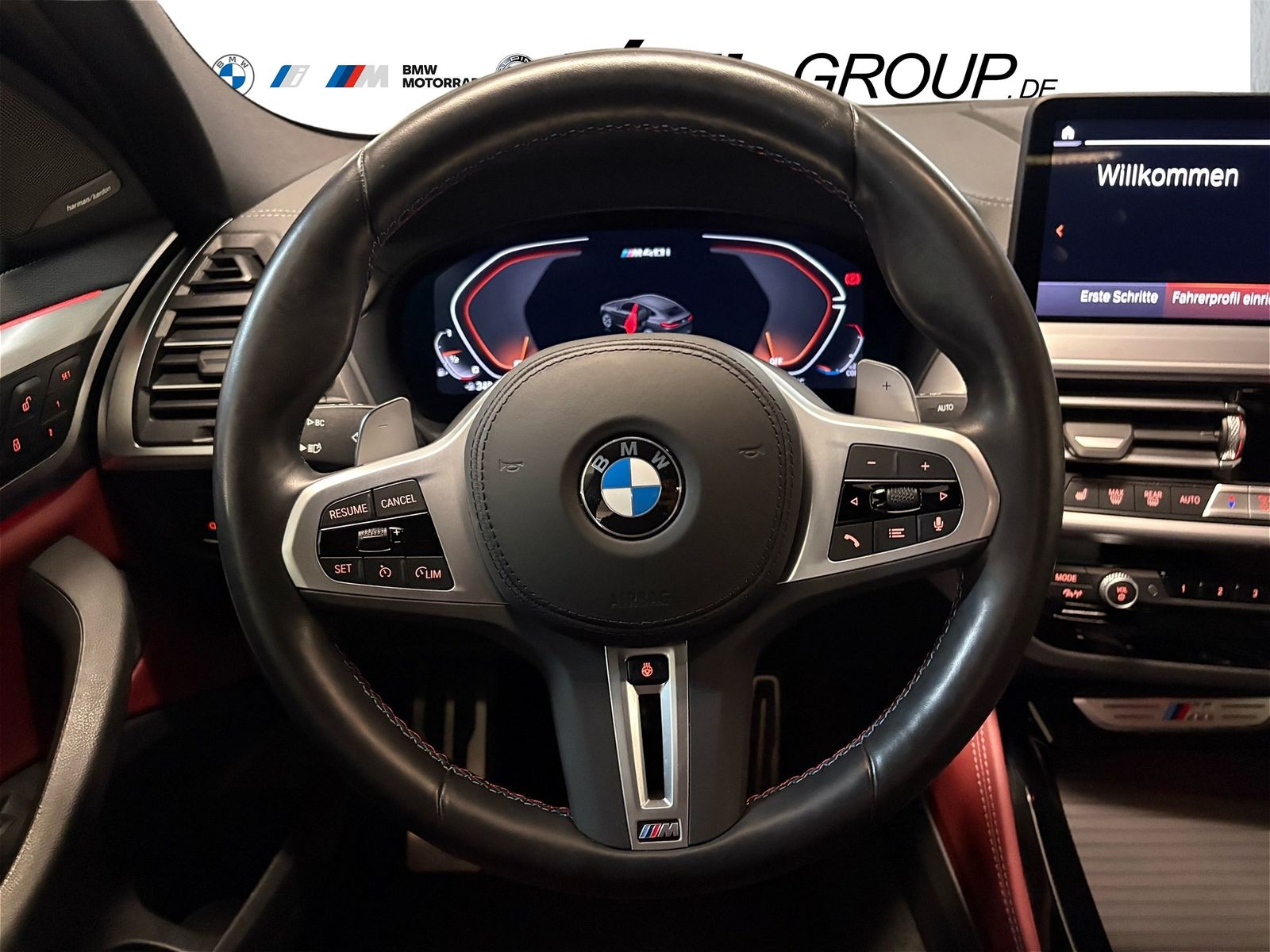 BMW X4 M40 2023 г. Серый, пробег 33411 км