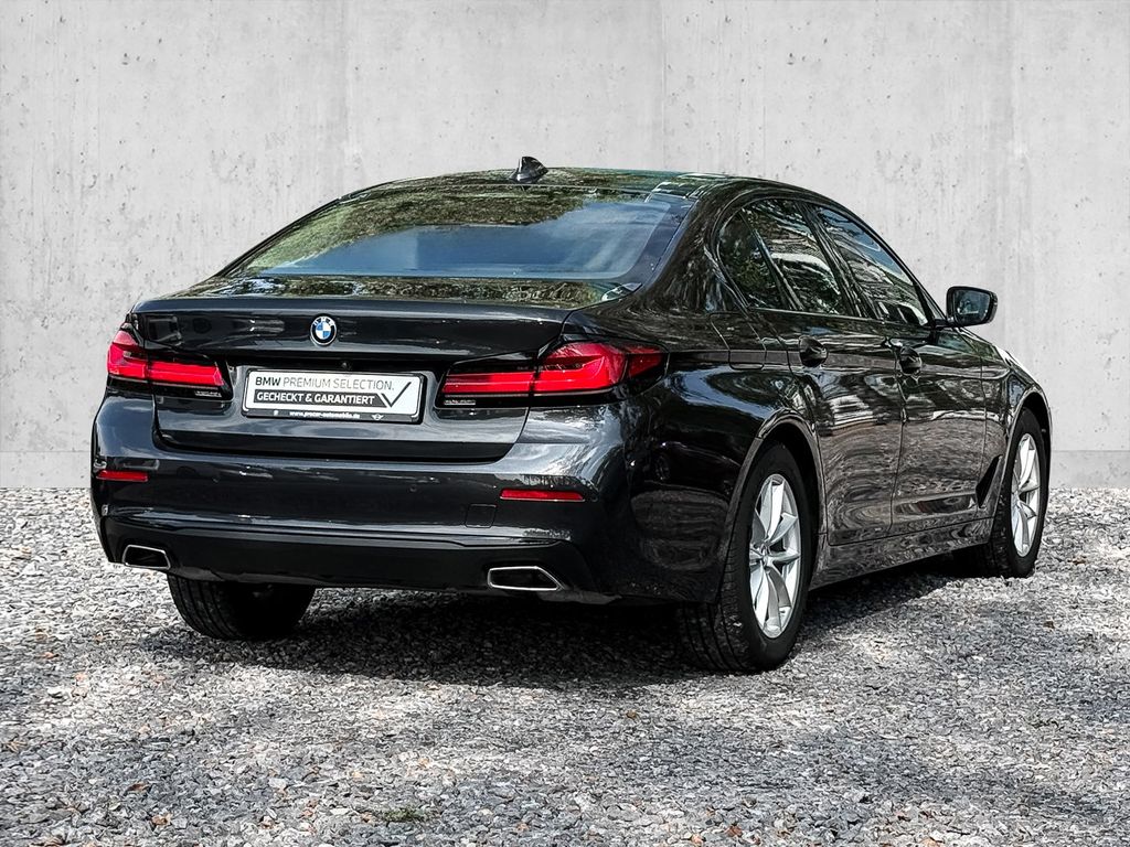 BMW 540 2023 г. Серый, пробег 39591 км