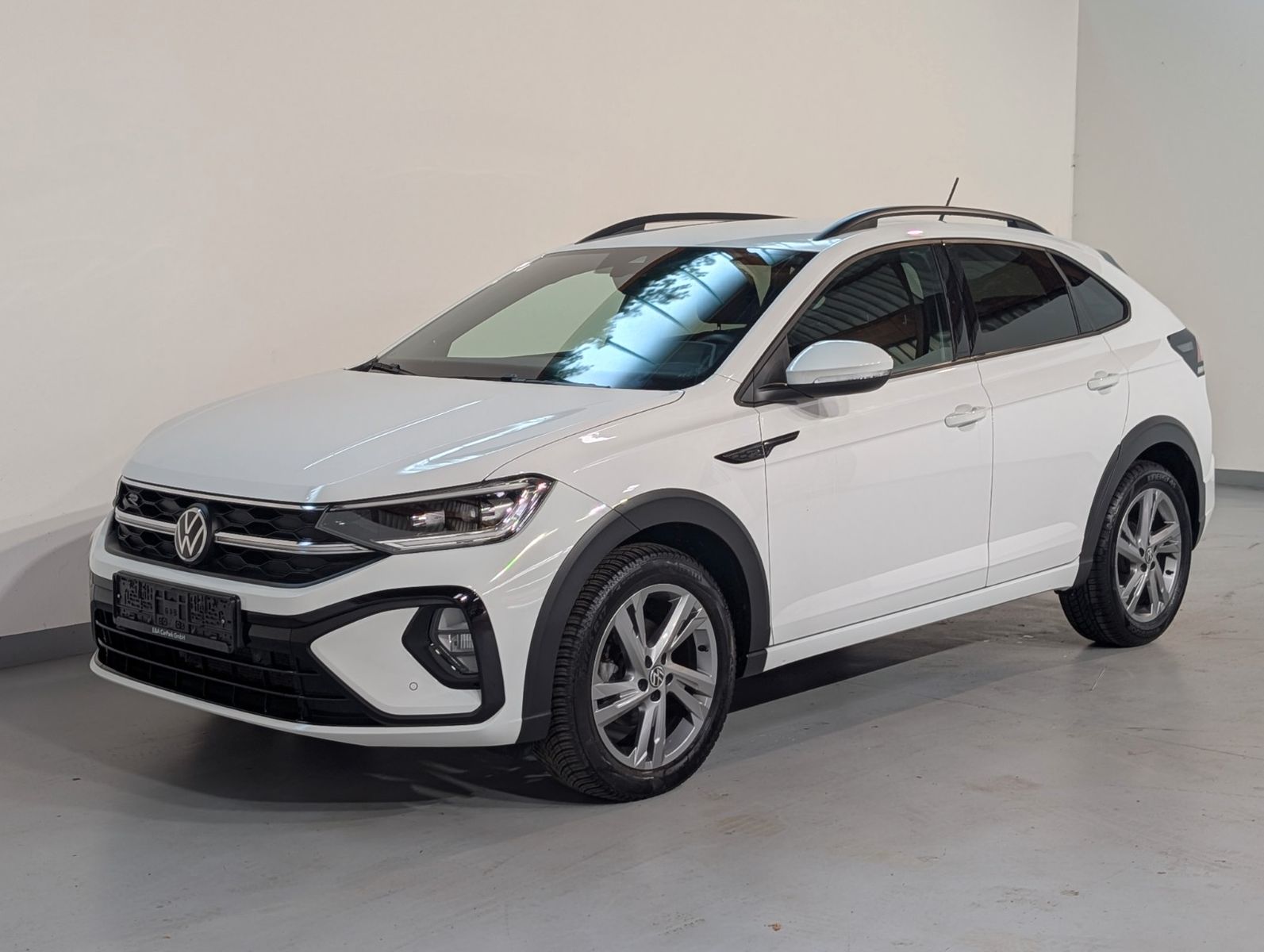 Volkswagen Taigo 2023 г. Белый, пробег 52599 км