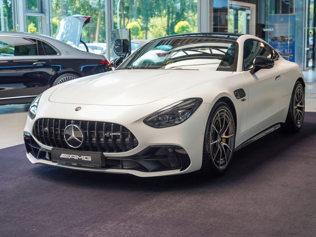 Mercedes-Benz AMG GT 2025 г. Белый, пробег 6219 км