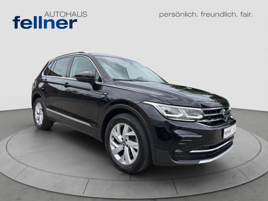 Volkswagen Tiguan 2023 г. Чёрный, пробег 60000 км