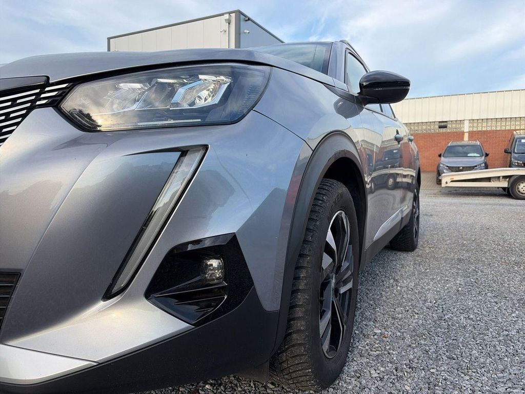 Peugeot 2008 2022 г. Серый, пробег 50000 км