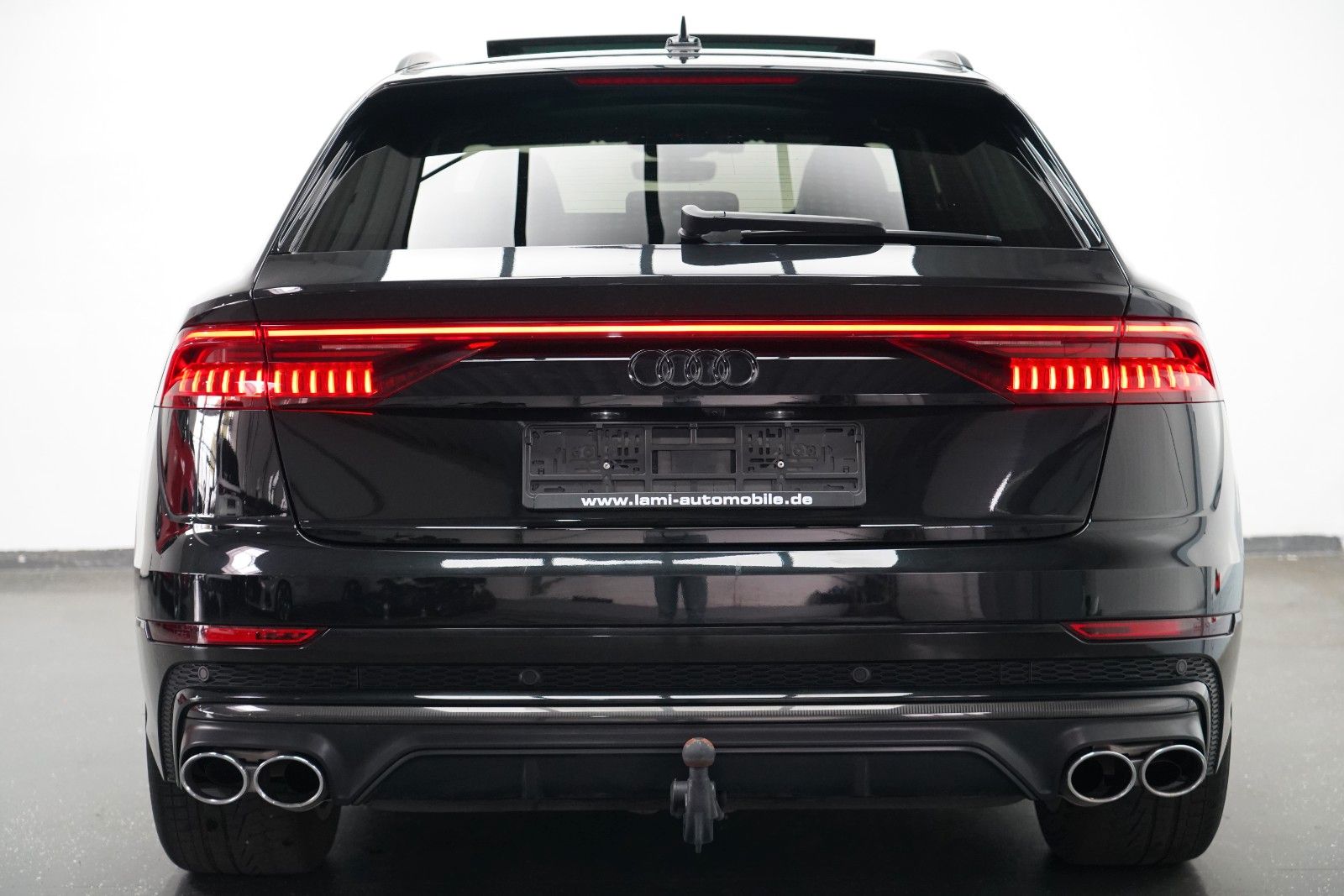 Audi SQ8 2023 г. Чёрный, пробег 45000 км