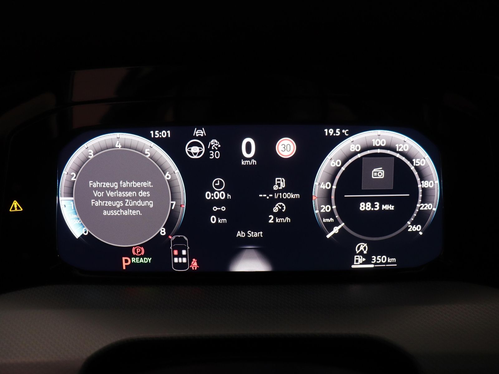 Volkswagen Golf 2025 г. Чёрный, пробег 23919 км