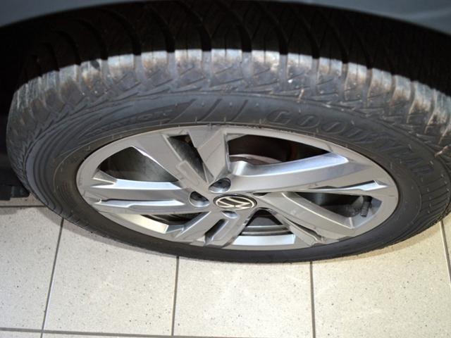 Volkswagen T-Roc 2024 г. Серый, пробег 22853 км