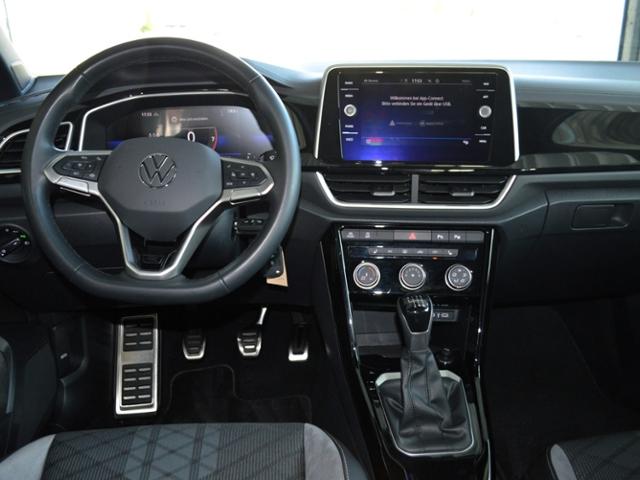 Volkswagen T-Roc 2024 г. Серый, пробег 22853 км