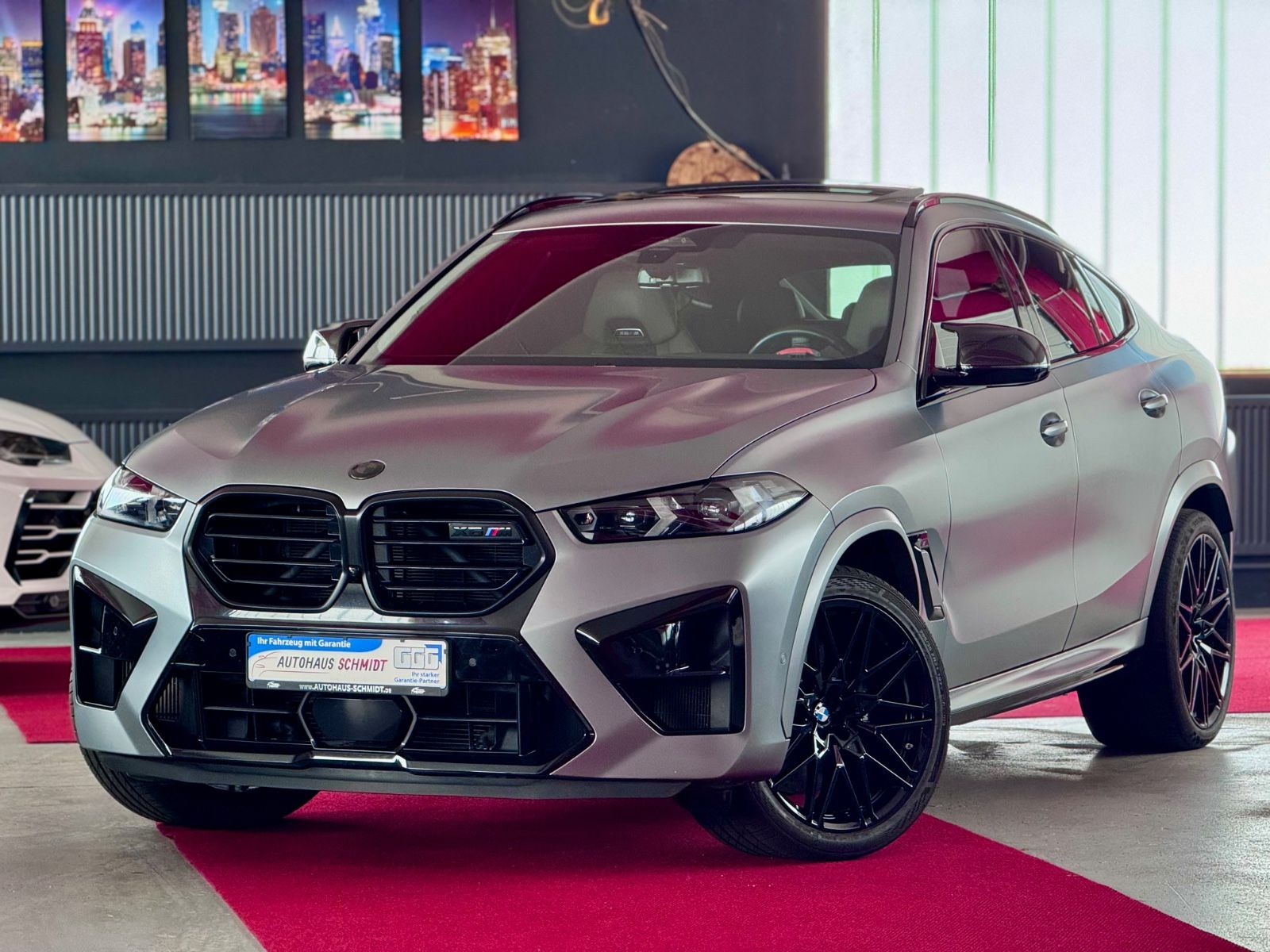 BMW X6 M 2023 г. Серый, пробег 49999 км