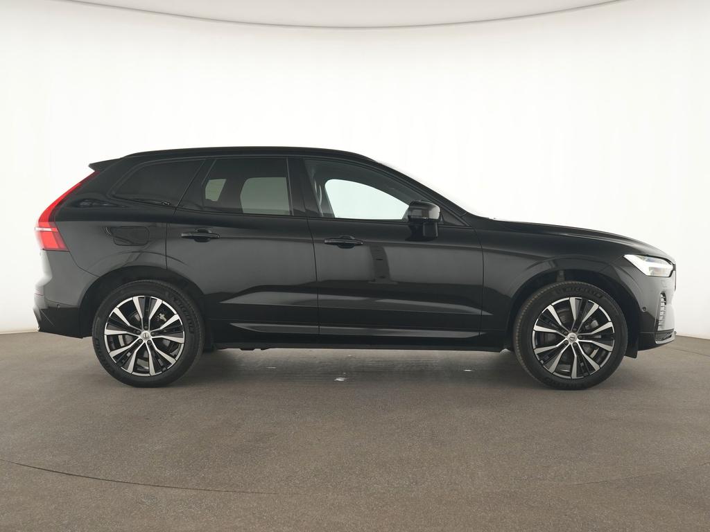 Volvo XC60 2024 г. Чёрный, пробег 20122 км