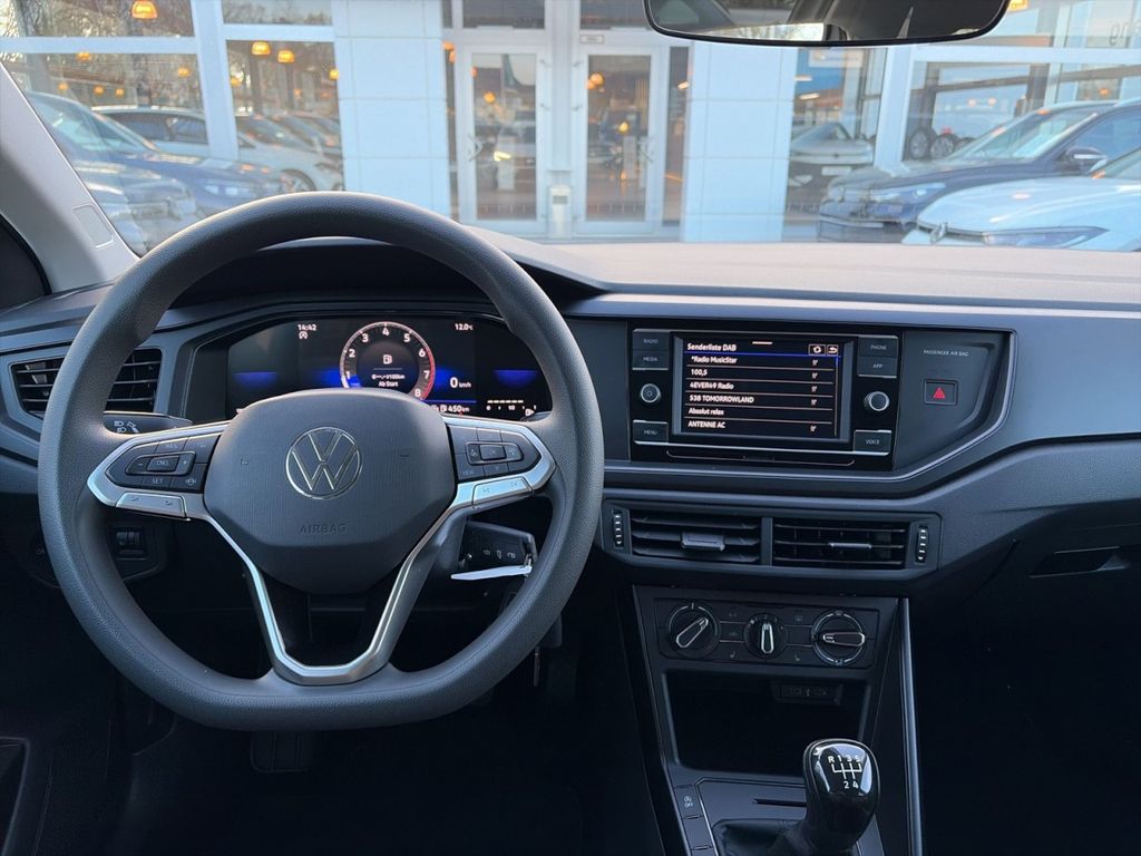 Volkswagen Taigo 2023 г. Белый, пробег 34540 км