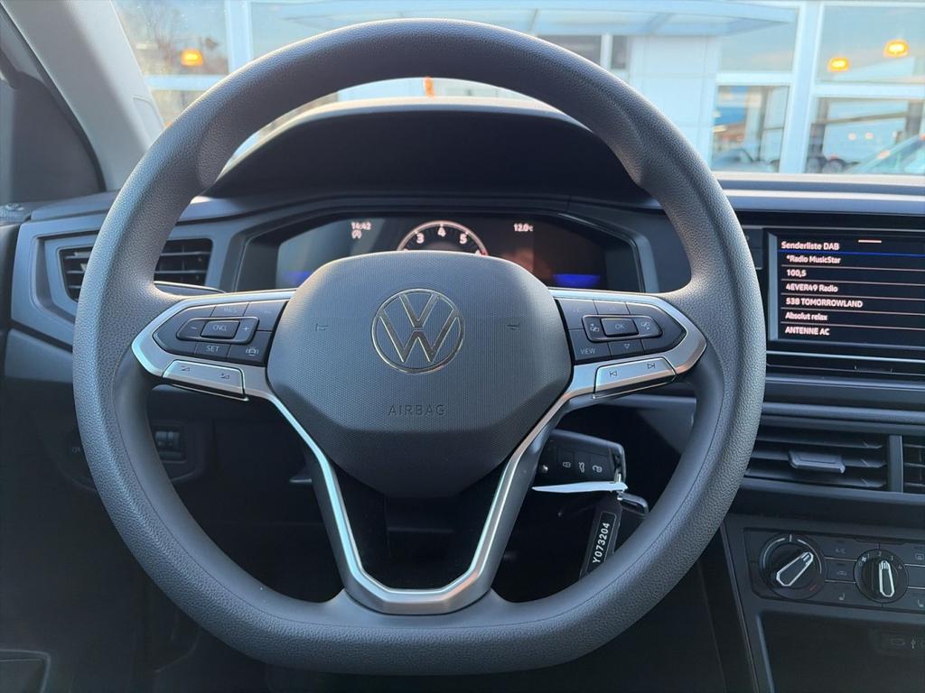 Volkswagen Taigo 2023 г. Белый, пробег 34540 км