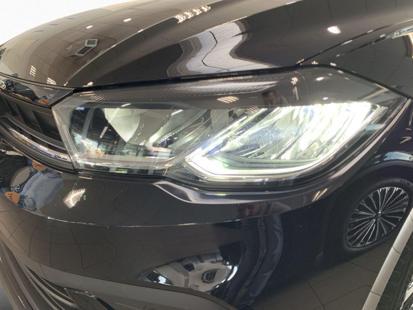 Volkswagen Polo 2024 г. Чёрный, пробег 18700 км