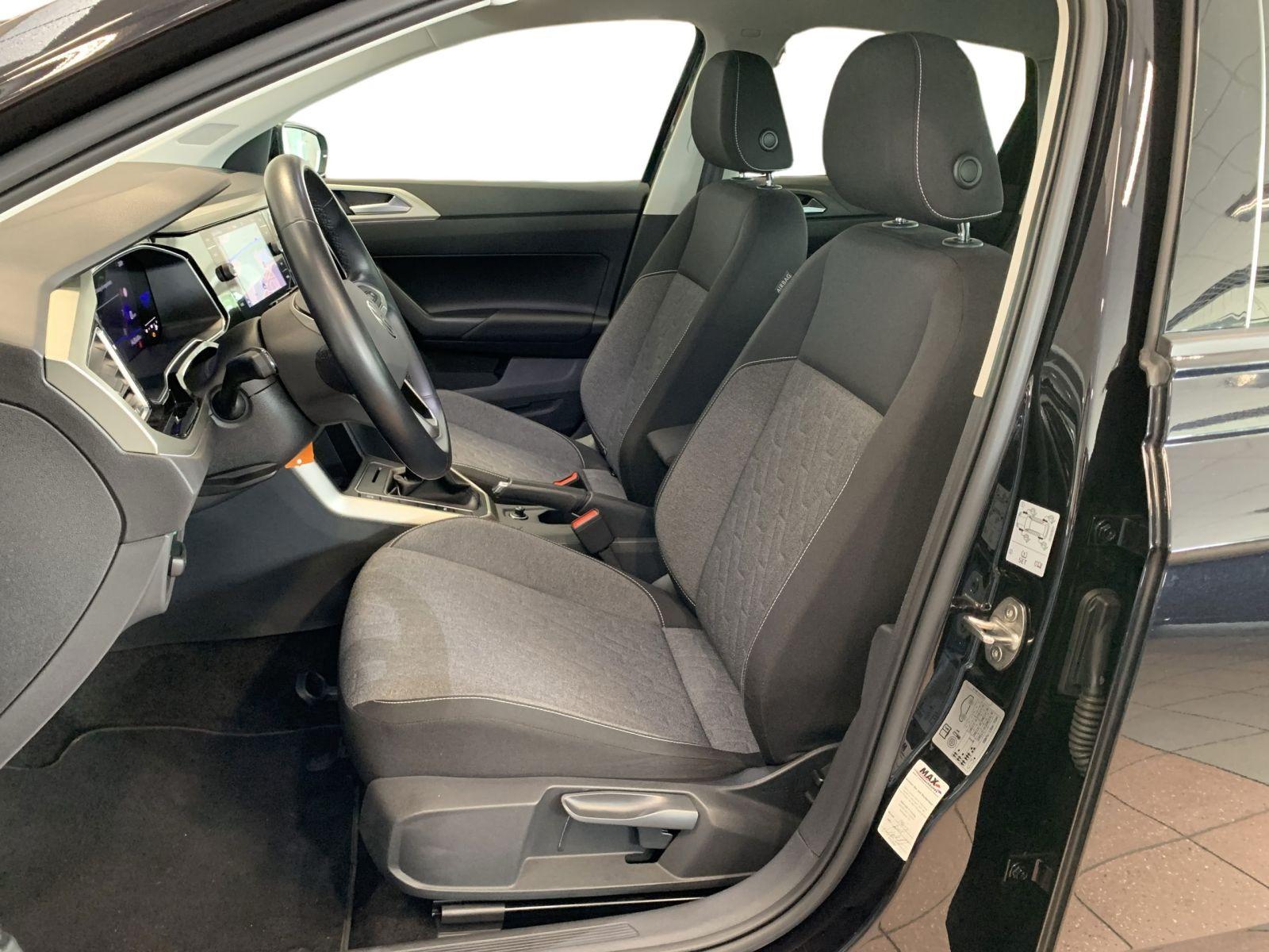 Volkswagen Polo 2024 г. Чёрный, пробег 18700 км