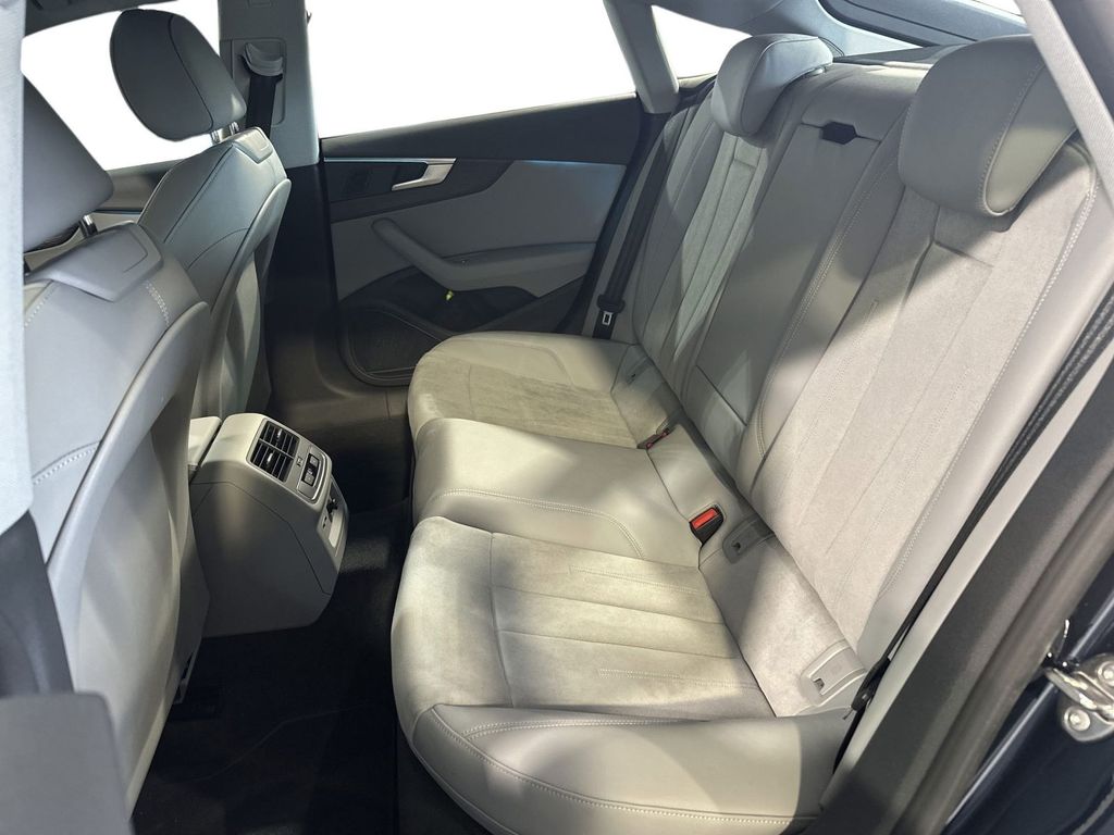 Audi A5 2022 г. Синий, пробег 35800 км