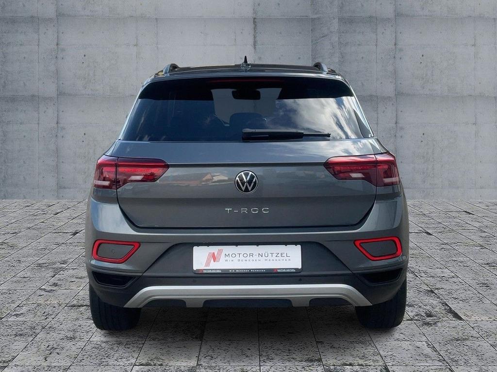 Volkswagen T-Roc 2023 г. Серый, пробег 29714 км