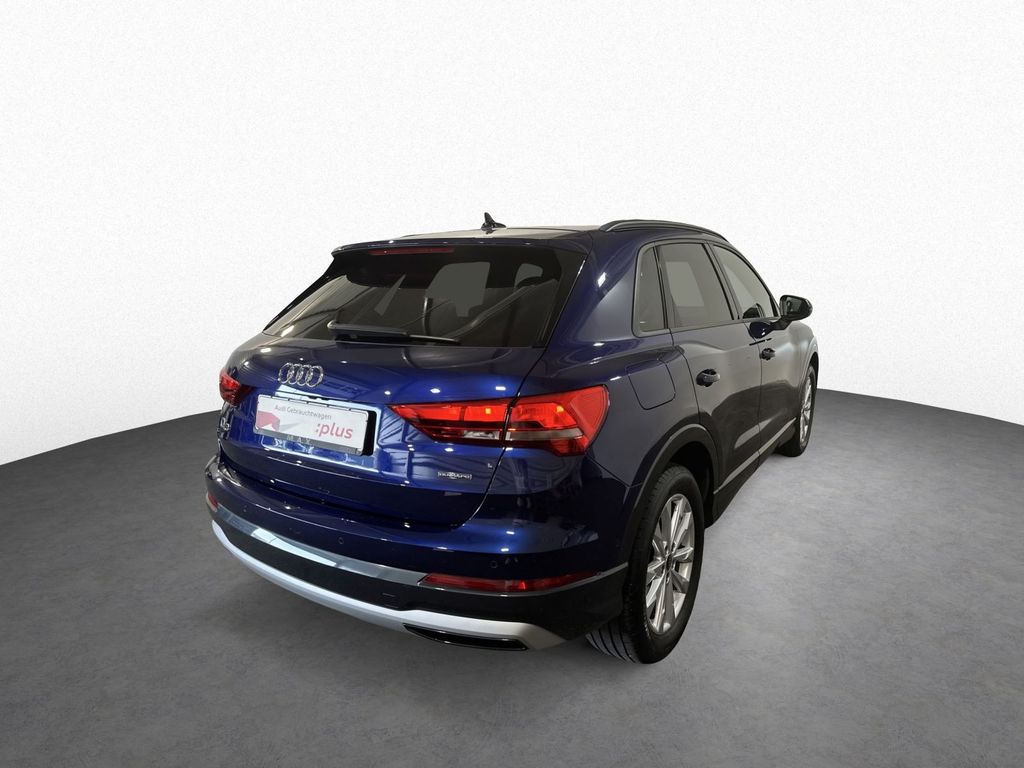 Audi Q3 2022 г. Синий, пробег 54200 км