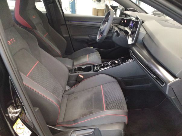 Volkswagen Golf 2026 г. Чёрный, пробег 13950 км