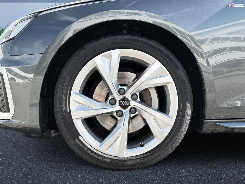 Audi A4 2023 г. Серый, пробег 58904 км