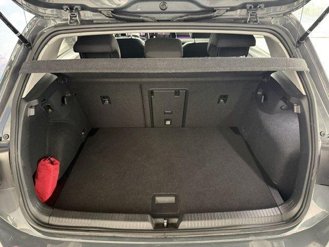 Volkswagen Golf 2024 г. Серый, пробег 21287 км
