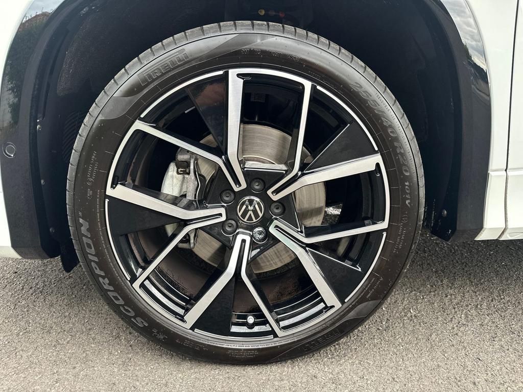 Volkswagen Tayron 2025 г. Белый, пробег 6210 км