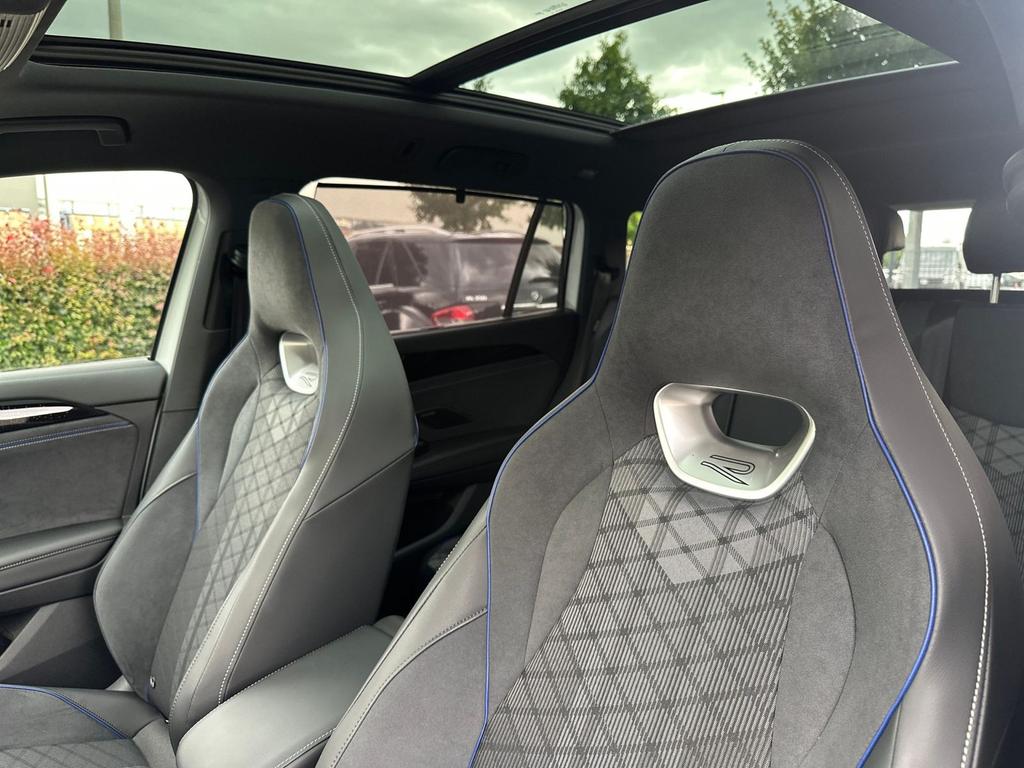 Volkswagen Tayron 2025 г. Белый, пробег 6210 км