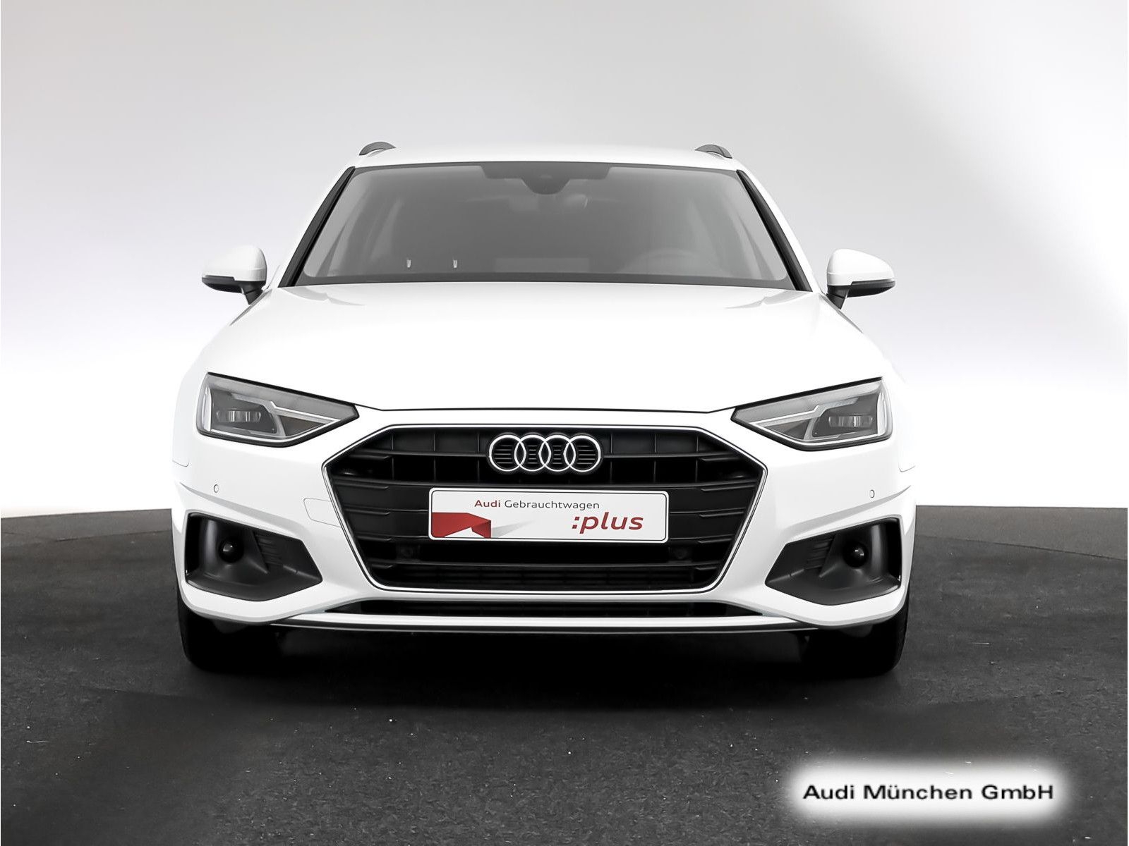 Audi A4 2023 г. Белый, пробег 24334 км