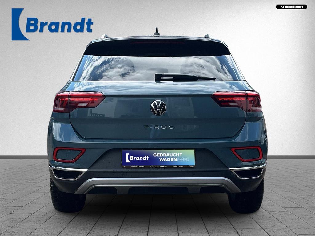 Volkswagen T-Roc 2022 г. Синий, пробег 24200 км