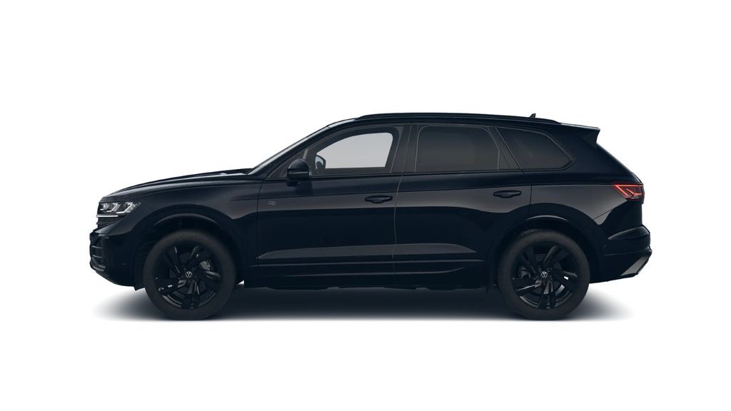 Volkswagen Touareg 2026 г. Чёрный, пробег 3849 км