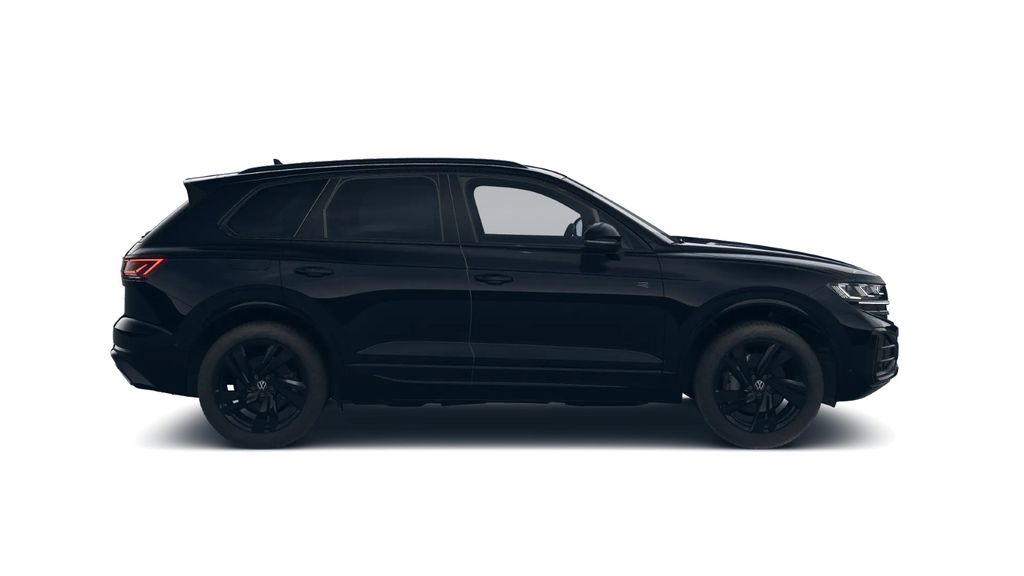 Volkswagen Touareg 2026 г. Чёрный, пробег 3849 км