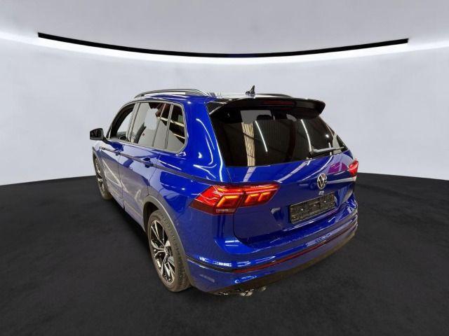 Volkswagen Tiguan 2024 г. Синий, пробег 24900 км