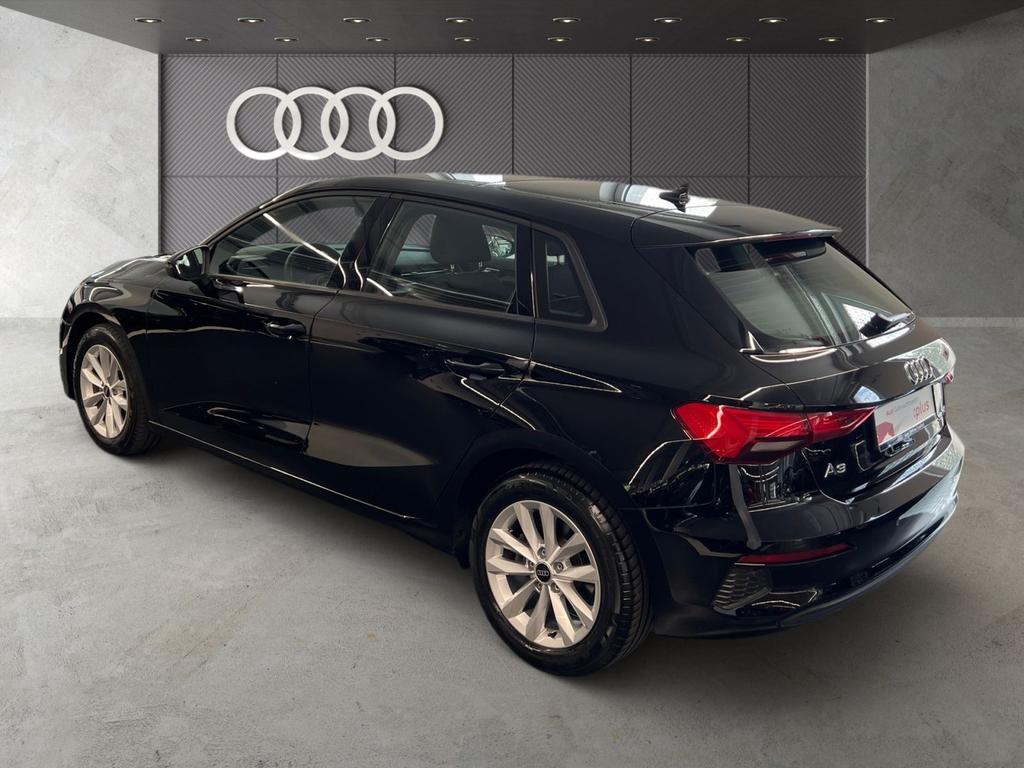 Audi A3 2023 г. Чёрный, пробег 38483 км