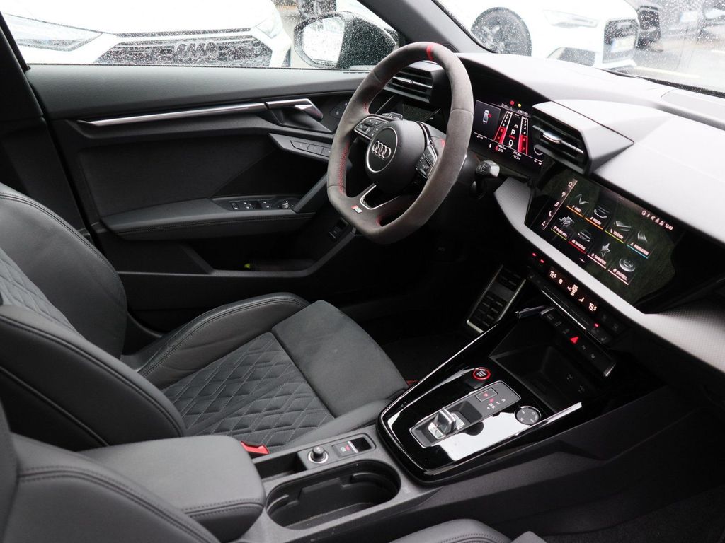 Audi RS3 2022 г. Чёрный, пробег 54051 км