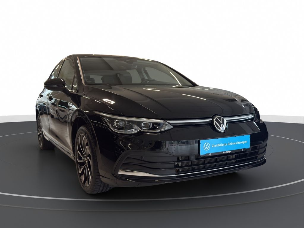 Volkswagen Golf 2024 г. Чёрный, пробег 24677 км