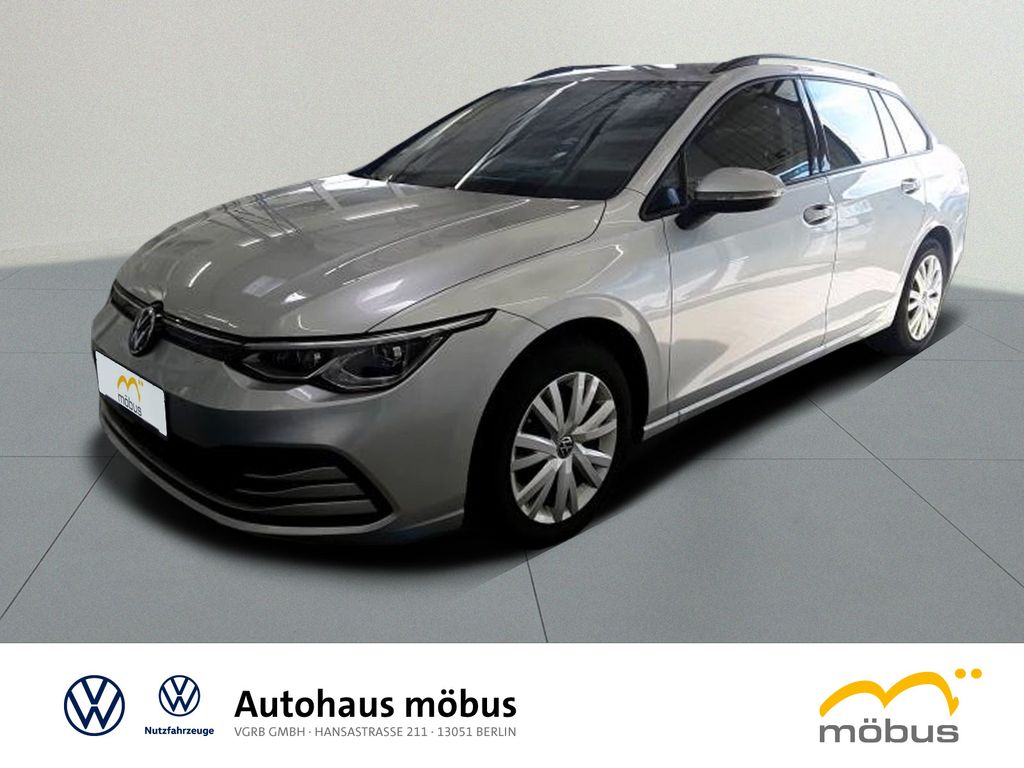 Volkswagen Golf 2023 г. Серебристый, пробег 28406 км
