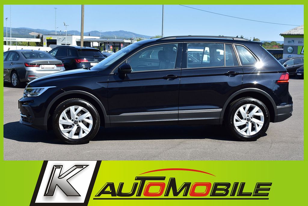 Volkswagen Tiguan 2023 г. Чёрный, пробег 49472 км