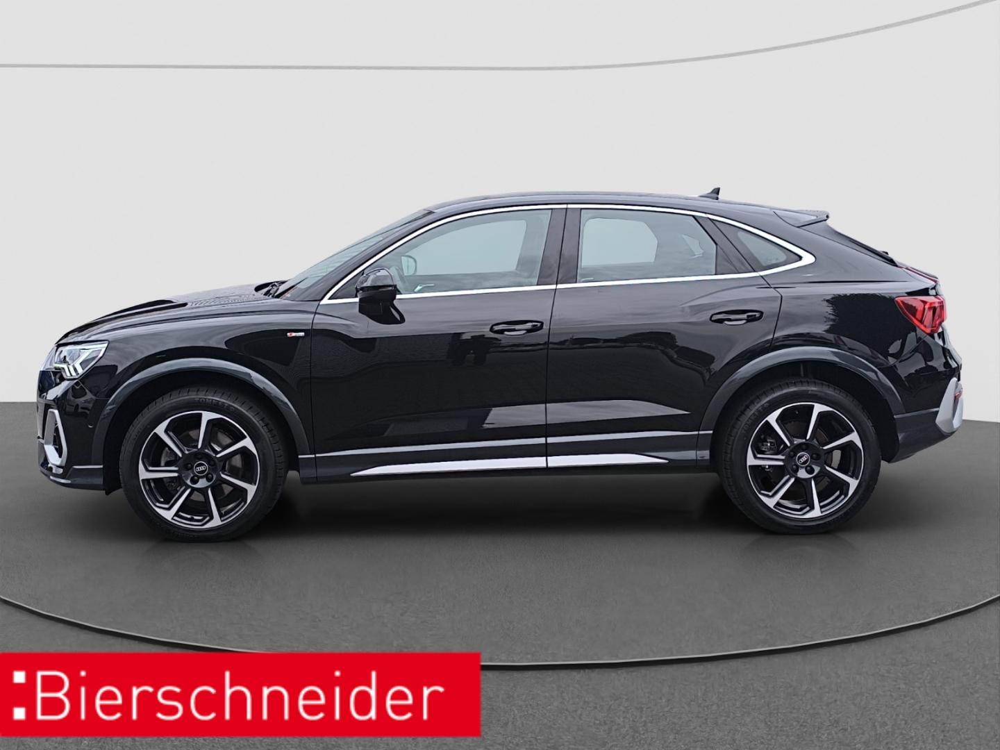 Audi Q3 2021 г. Чёрный, пробег 49150 км