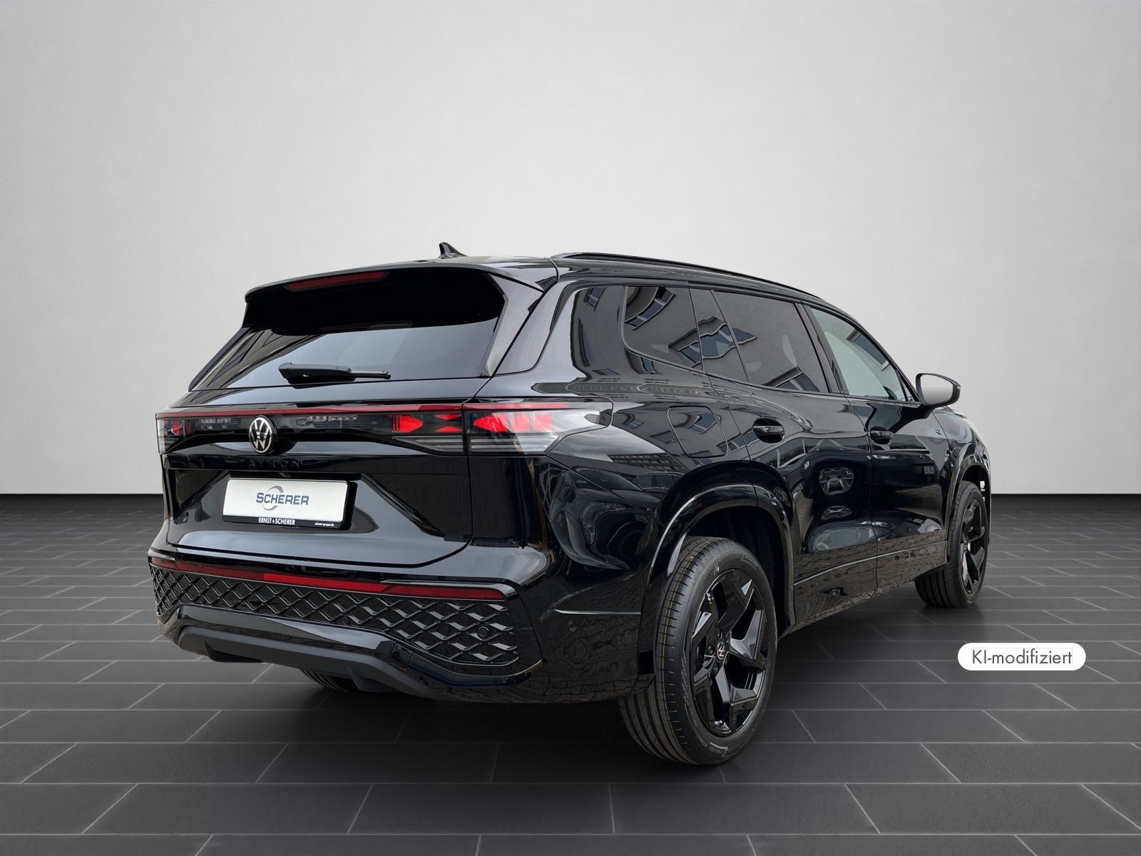 Volkswagen Tayron 2026 г. Чёрный, пробег 18500 км