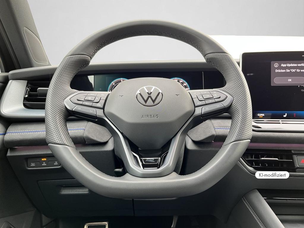 Volkswagen Tayron 2026 г. Чёрный, пробег 18500 км