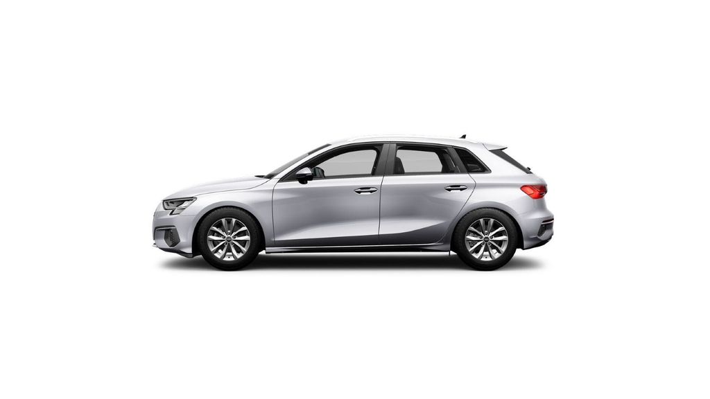 Audi A3 2022 г. Серебристый, пробег 35742 км