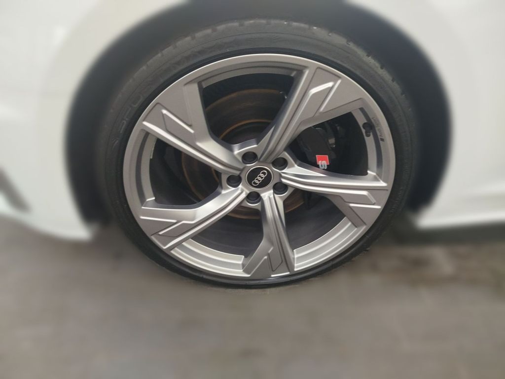 Audi S5 2022 г. Белый, пробег 33432 км