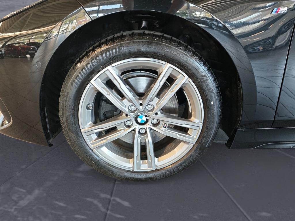 BMW 118 2022 г. Чёрный, пробег 54426 км