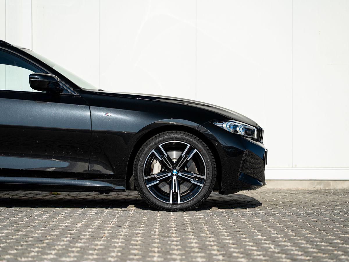 BMW 330 2025 г. Чёрный, пробег 24790 км