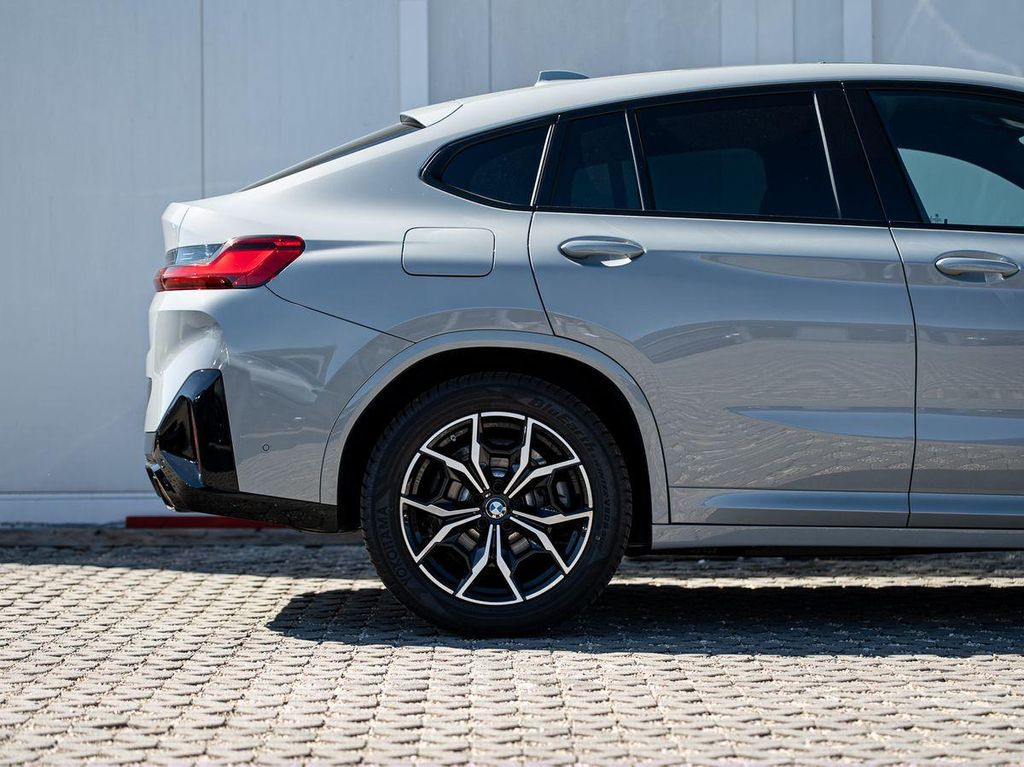 BMW X4 2025 г. Серый, пробег 8390 км